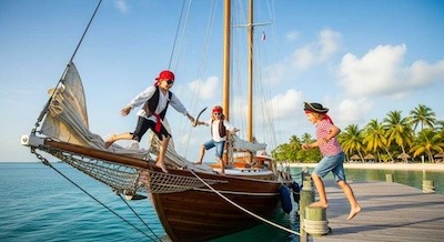 Sailing Pirates