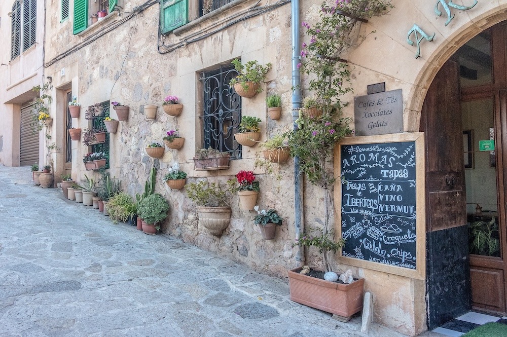 town of Valldemossa